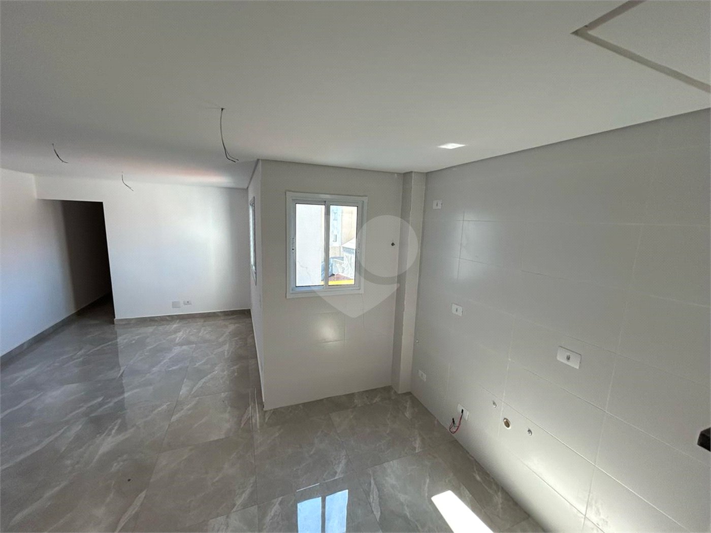 Apartamento à venda com 2 quartos, sendo 1 suíte, em Vila Guarani, Santo André, SP