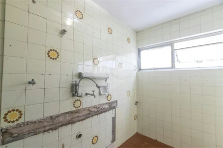 Apartamento à venda com 3 quartos, sendo 1 suíte, em Itaim Bibi, São Paulo, SP