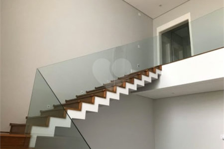 Casa à venda com 3 quartos, sendo 1 suíte, no condomínio Residencial Central Parque, Salto - SP