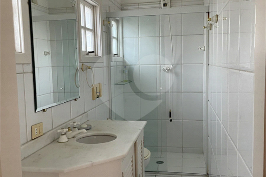 Sobrado à venda com 3 quartos, sendo 1 suíte, em Santana, São Paulo, SP