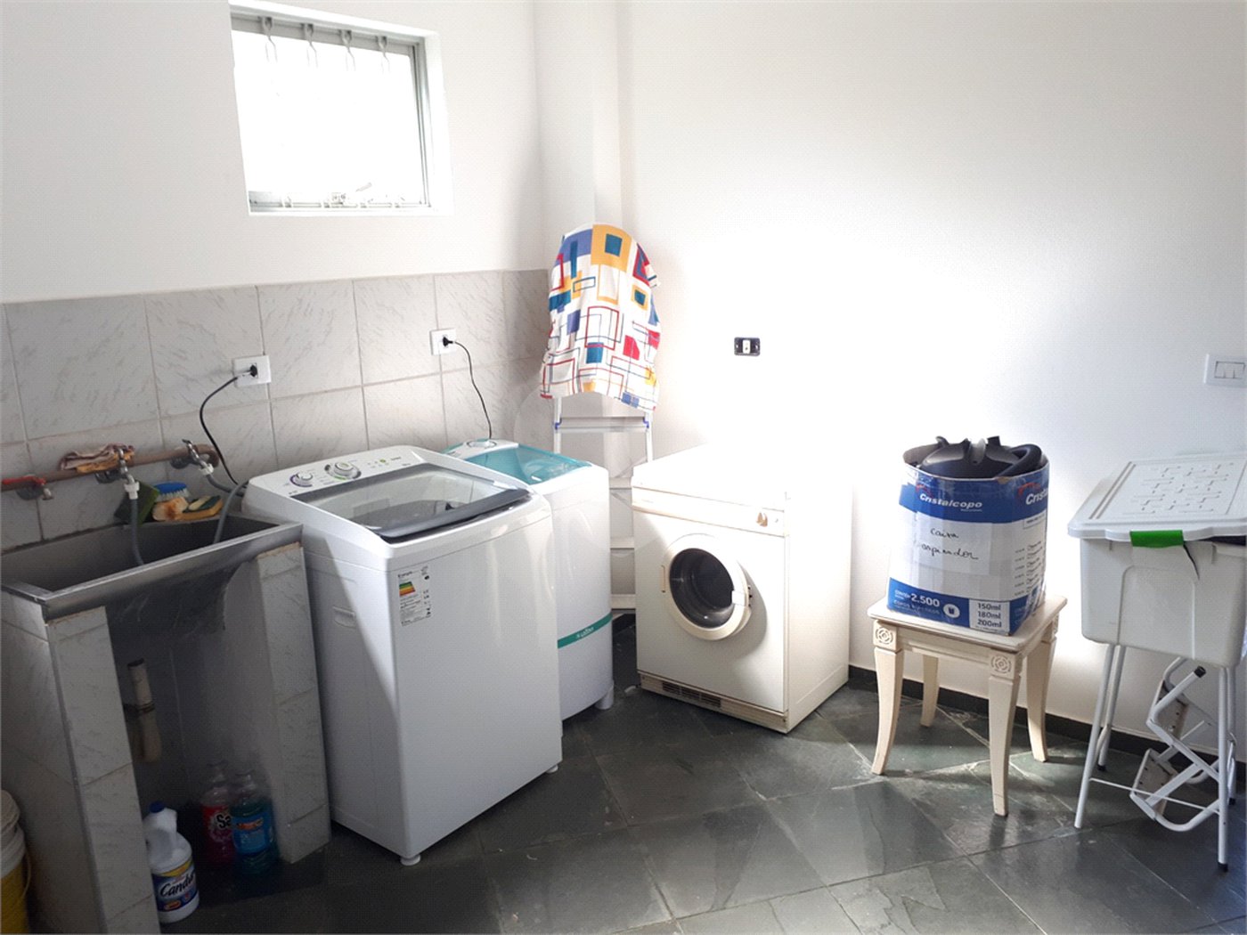 Casa à venda com 3 suítes no condomínio Haras São Luiz, Salto - SP