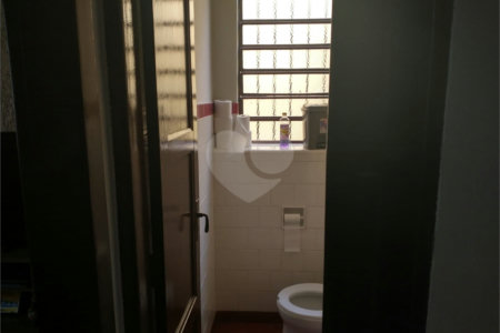 Sobrado à venda com 3 quartos em Chácara Inglesa, São Paulo, SP