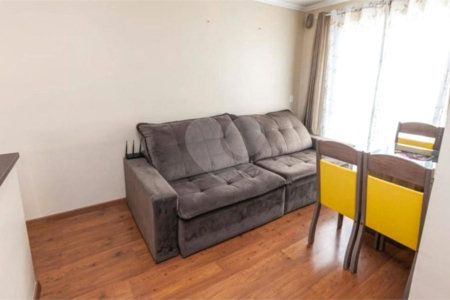 Apartamento à venda com 2 quartos em Jardim Ísis, Cotia, SP