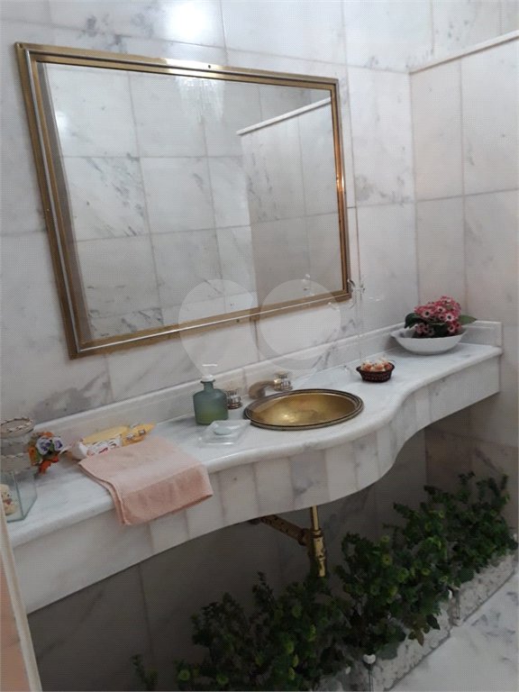 Casa à venda ou para alugar com 5 suítes em Jardim Leonor, São Paulo, SP
