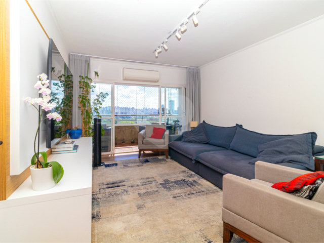 Apartamento à venda com 3 quartos, sendo 1 suíte,  em Alto da Boa Vista, São Paulo, SP