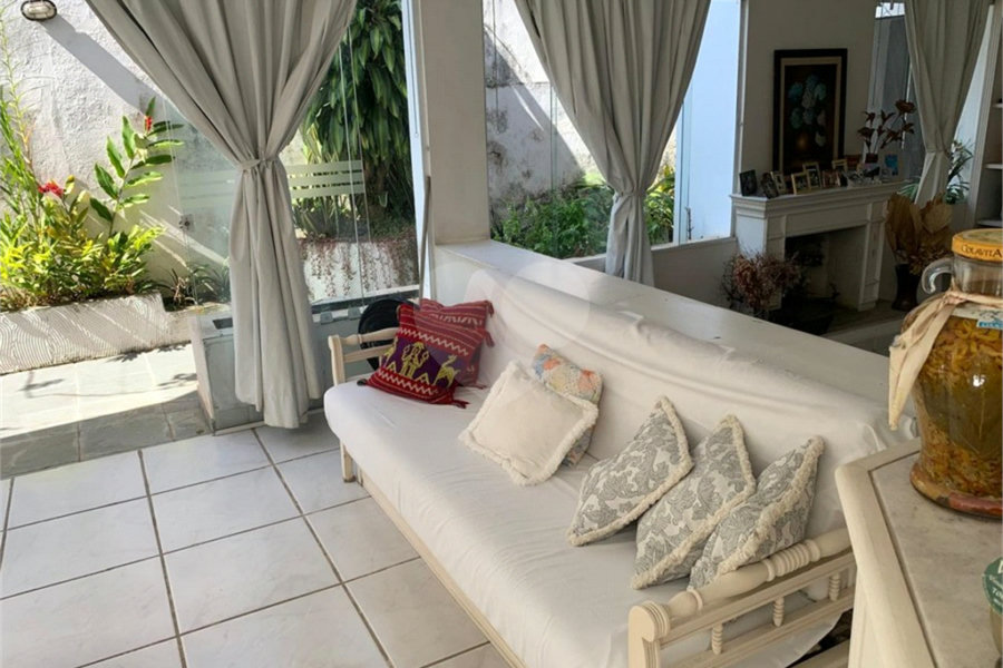 Casa à venda com 4 quartos, sendo 2 suítes,  em Tremembé, São Paulo, SP
