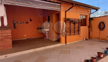 Sobrado à venda com 3 quartos, sendo 2 suítes,  em Jardim Marica, Mogi das Cruzes, SP