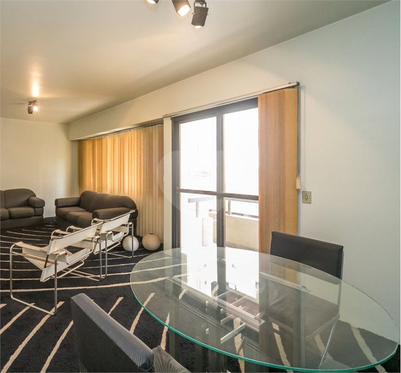 Apartamento à venda ou para alugar com 4 quartos, sendo 2 suítes, em Jardim Ampliação, São Paulo, SP
