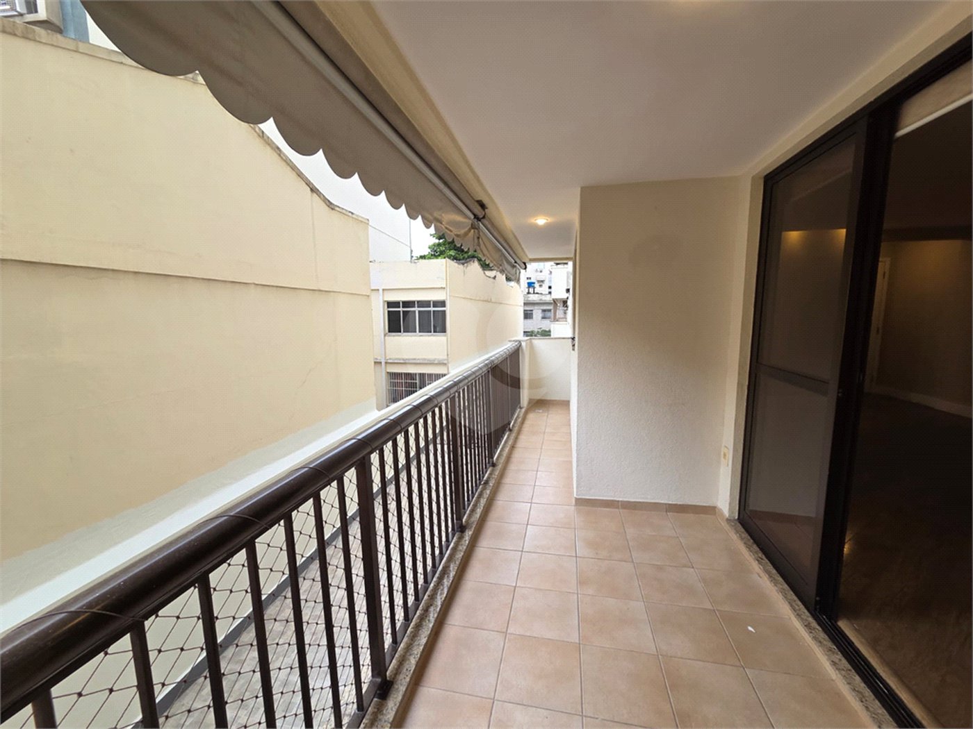 Apartamento à venda com 3 quartos, sendo 1 suíte,  em Tijuca, Rio de Janeiro, RJ