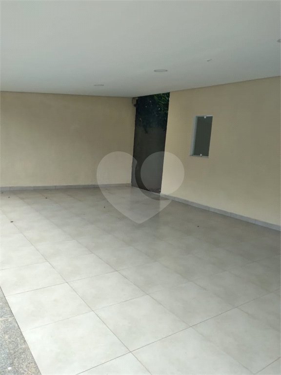 Casa à venda com 4 suítes no condomínio Saint Thomás Rua Uruana,9, Carapicuíba - SP