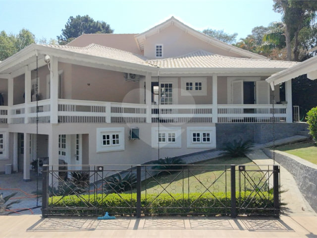 Casa à venda com 5 suítes no condomínio Associação Reserva das Hortênsias, Mairiporã - SP