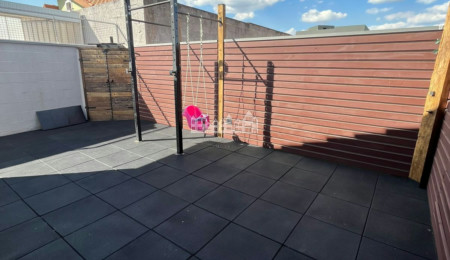 Casa à venda com 2 quartos no condomínio Villagio Dei Fiori, Atibaia - SP