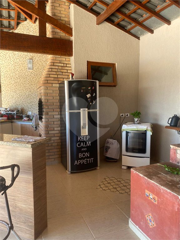 Casa à venda com 5 quartos, sendo 4 suítes, no condomínio Lago do Imperador, Mairiporã - SP