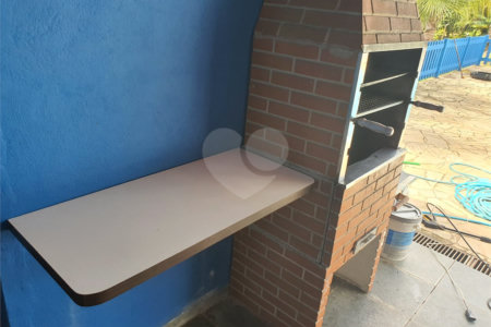 Chácara à venda com 4 quartos, sendo 1 suíte, no Centro, Santa Isabel, SP