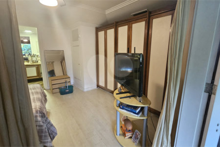 Casa em condomínio à venda com 5 quartos, sendo 3 suítes, em Barra da Tijuca, Rio de Janeiro, RJ