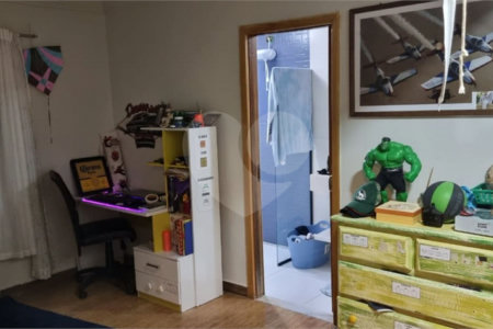 Casa à venda com 4 suítes no condomínio Osato, Atibaia - SP