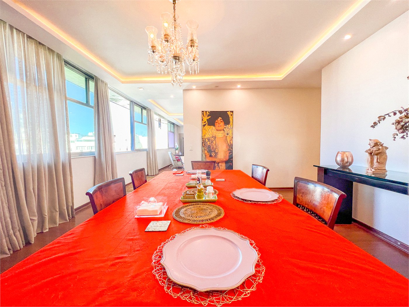 Apartamento à venda com 4 quartos, sendo 1 suíte, em Copacabana, Rio de Janeiro, RJ