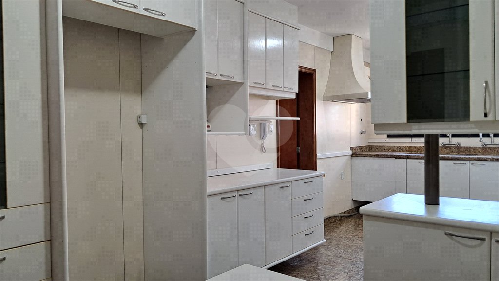 Apartamento à venda ou para alugar com 4 suítes em Jardim Marajoara, São Paulo, SP