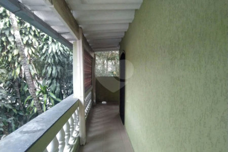 Casa à venda com 10 quartos, sendo 1 suíte, em Santa Teresinha, São Paulo, SP