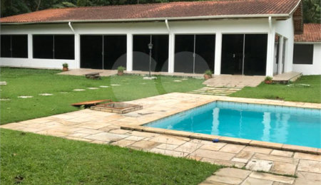 Casa à venda com 4 suítes no condomínio Alpes da Cantareira, Mairiporã - SP