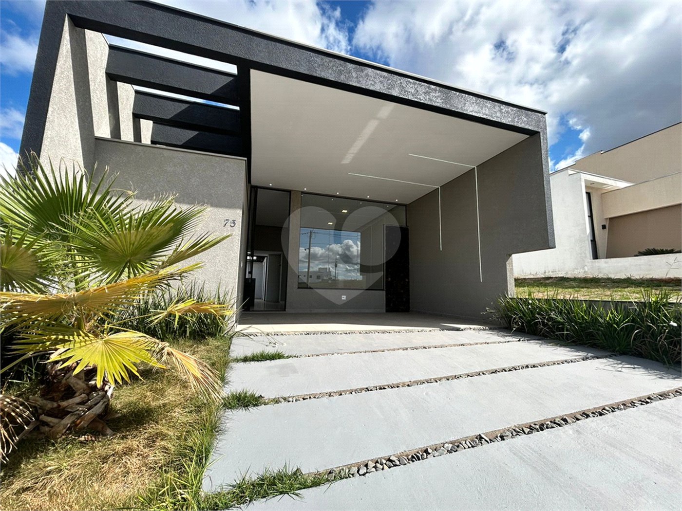 Casa à venda com 3 quartos, sendo 1 suíte, no condomínio Villagio Wanel, Sorocaba - SP