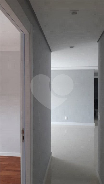 Apartamento à venda com 3 quartos, sendo 1 suíte,  em Jardim Vazani, São Paulo, SP