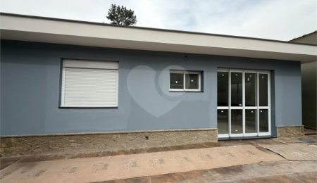 Casa à venda com 3 quartos, sendo 1 suíte,  em Alto da Boa Vista, São Paulo, SP
