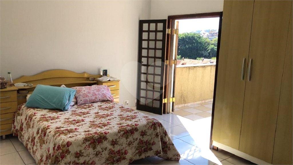 Sobrado à venda com 4 quartos, sendo 1 suíte, em Vila Rosália, Guarulhos, SP