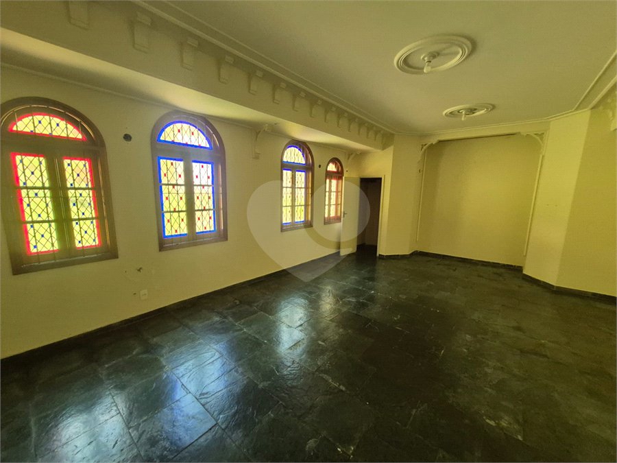 Casa à venda ou para alugar com 4 suítes no condomínio Parque Imperial da Cantareira, Mairiporã - SP