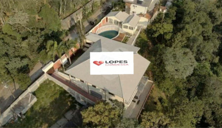 Casa à venda com 3 suítes no condomínio Alpes da Cantareira, Mairiporã - SP