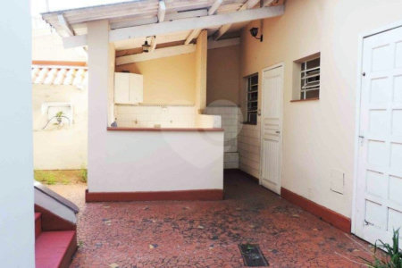 Sobrado à venda com 3 quartos, sendo 1 suíte, em Brooklin Velho, São Paulo, SP