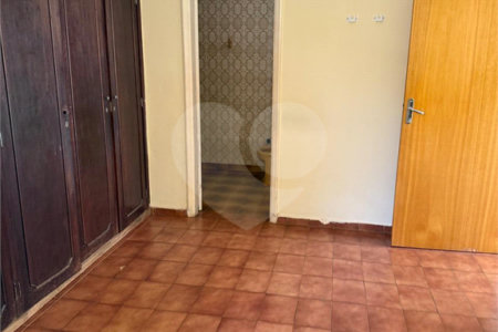 Casa à venda com 5 quartos, sendo 1 suíte, em Independência, Ribeirão Preto, SP