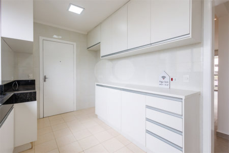 Apartamento à venda com 4 quartos, sendo 2 suítes,  em Indianópolis, São Paulo, SP
