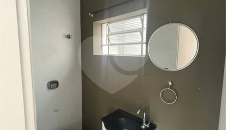 Sobrado à venda com 3 quartos, sendo 2 suítes,  em Vila Oliveira, Mogi das Cruzes, SP