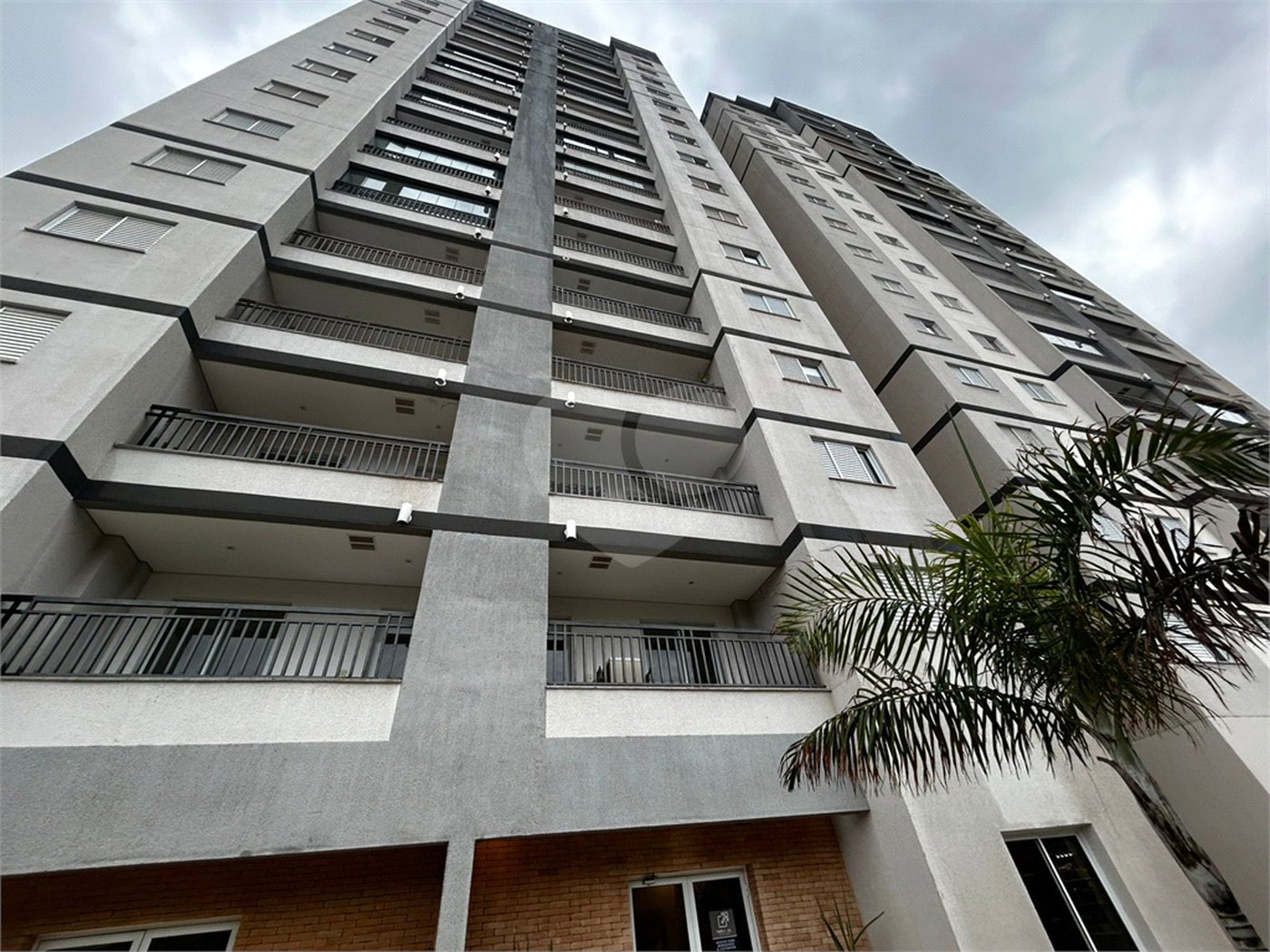 Apartamento à venda com 2 quartos, sendo 1 suíte,  em Vila Aparecida, Itapetininga, SP
