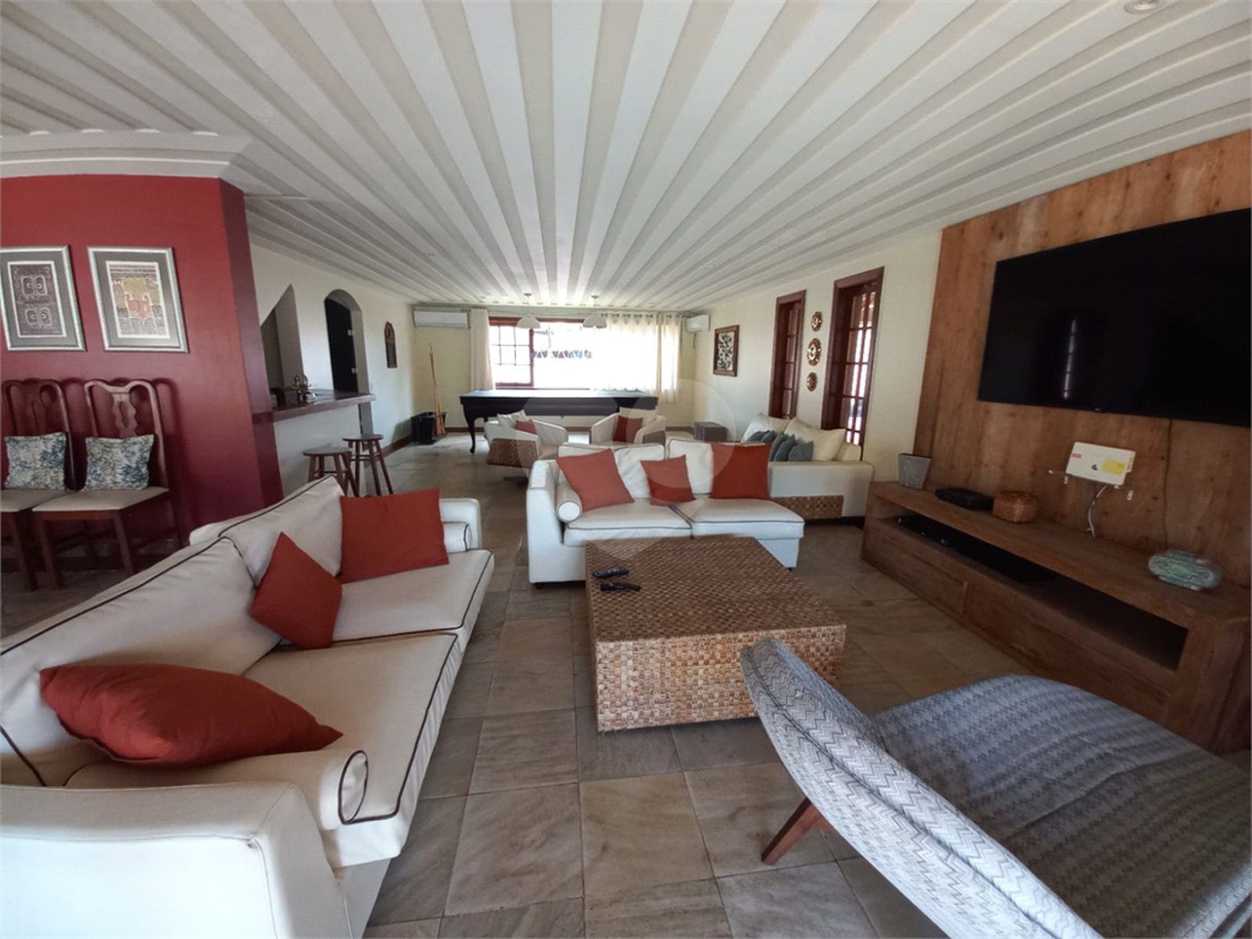 Casa à venda com 4 quartos, sendo 3 suítes,  em Geribá, Armação dos Búzios, RJ