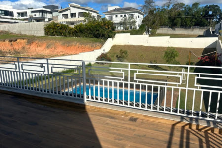 Casa à venda com 3 suítes no condomínio Terras de Lucas, Sorocaba - SP