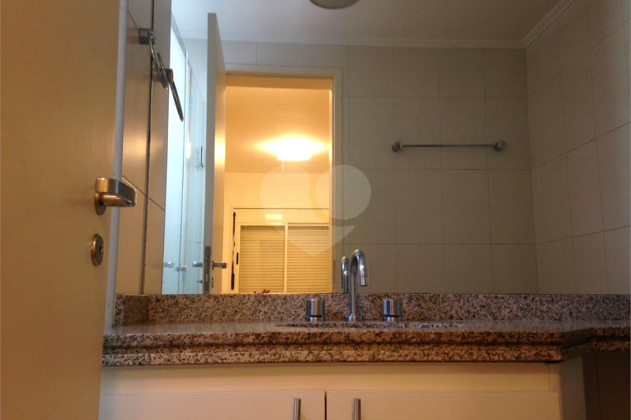 Apartamento para alugar com 2 quartos, sendo 1 suíte, em Vila Madalena, São Paulo, SP