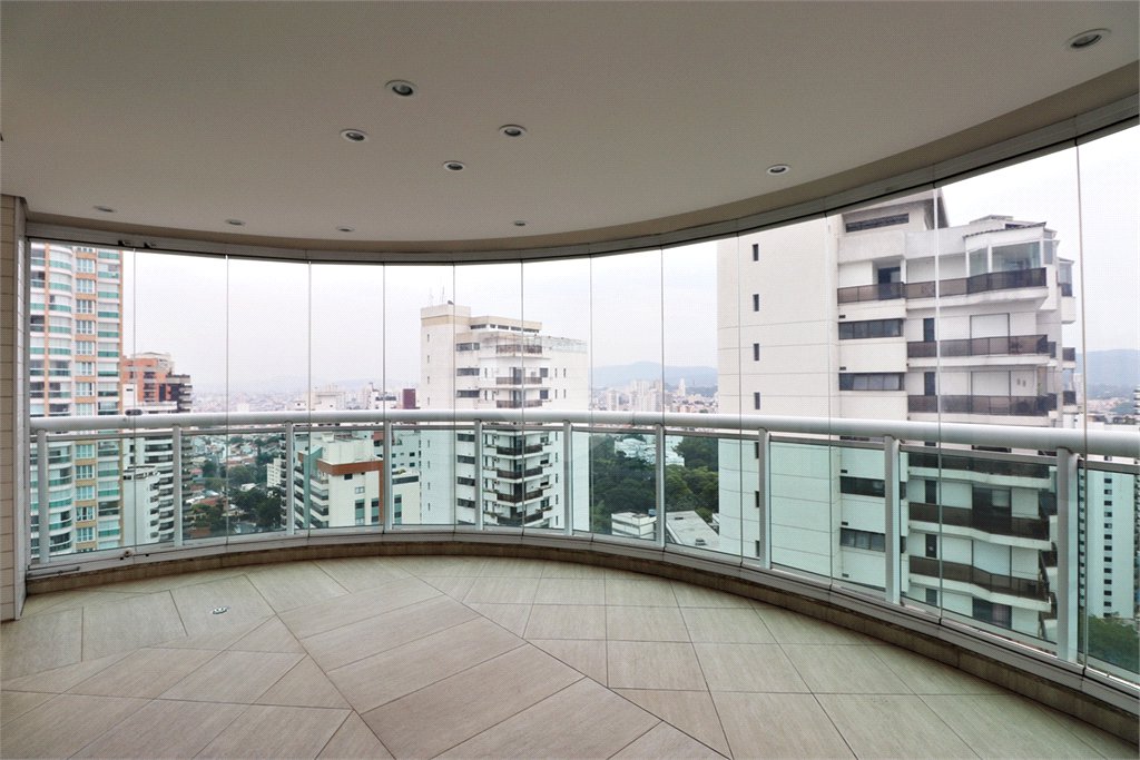 Apartamento à venda com 4 quartos, sendo 3 suítes, em Santana, São Paulo, SP