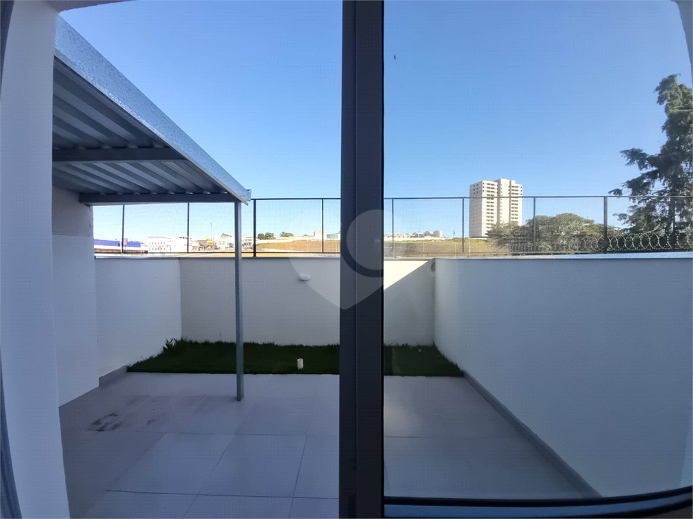 Casa à venda com 2 suítes no condomínio Residencial Américo Figueiredo, Sorocaba - SP