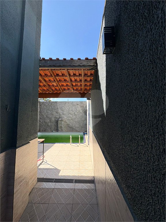 Sobrado à venda com 2 quartos em Jardim Monte Cristo, Suzano, SP