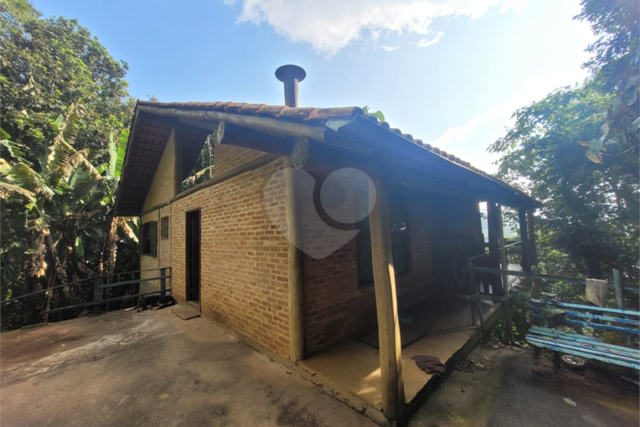 Casa Térrea à venda com 2 quartos, sendo 1 suíte, em Serra da Cantareira, Mairiporã, SP