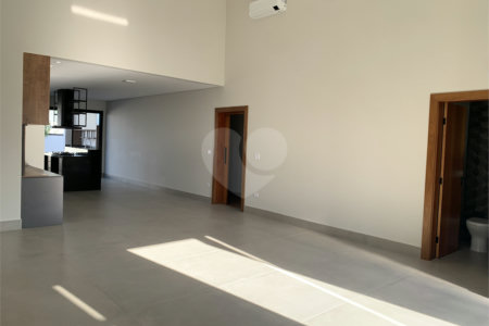 Casa à venda com 3 suítes no condomínio Alphaville Nova Esplanada 1, Votorantim - SP