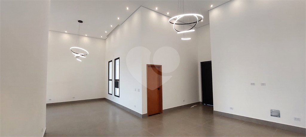 Casa à venda com 3 suítes no condomínio Parque Imperador, Bragança Paulista - SP