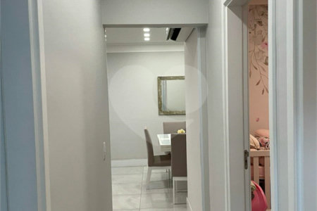 Apartamento à venda com 3 quartos, sendo 1 suíte,  em Jardim Bandeirantes, Louveira, SP