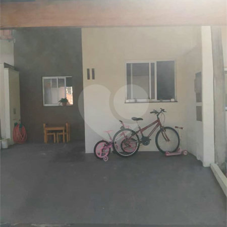 Casa térrea no Condomínio Flamboyant II.