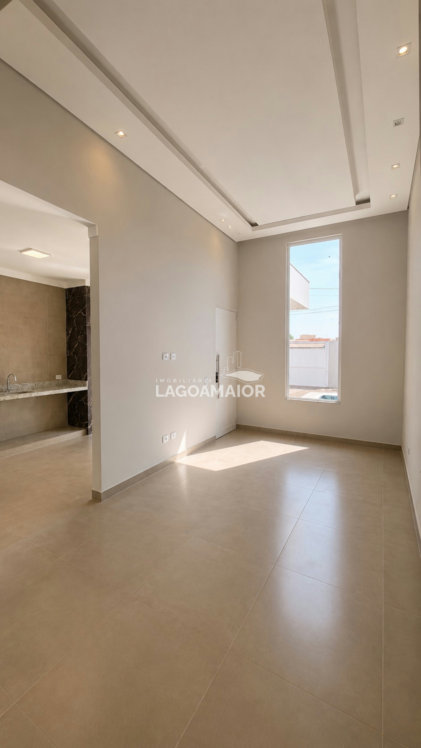 Casa à venda com 3 quartos, sendo 1 suíte, em Jardim dos Ipes, Três Lagoas - MS
