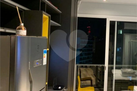 Studio à venda no Centro com 1 vaga de garagem