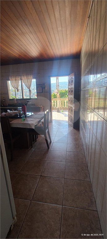Chácara à venda com 3 quartos, sendo 1 suíte, no Centro, Nazaré Paulista, SP
