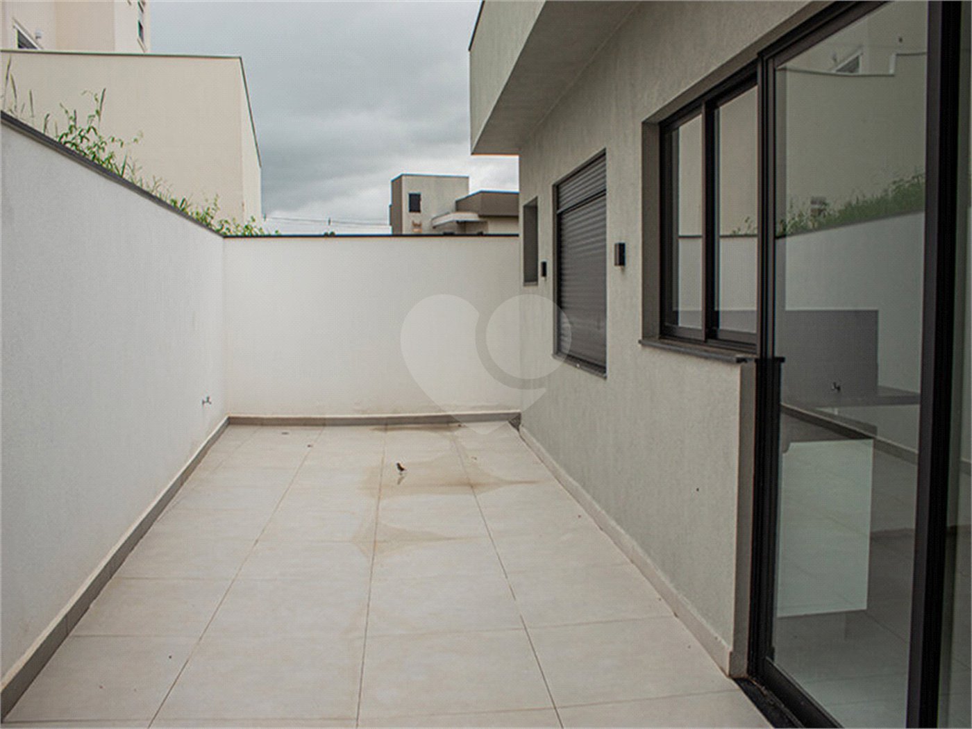 Casa à venda com 3 suítes no condomínio Residencial Central Parque, Salto - SP